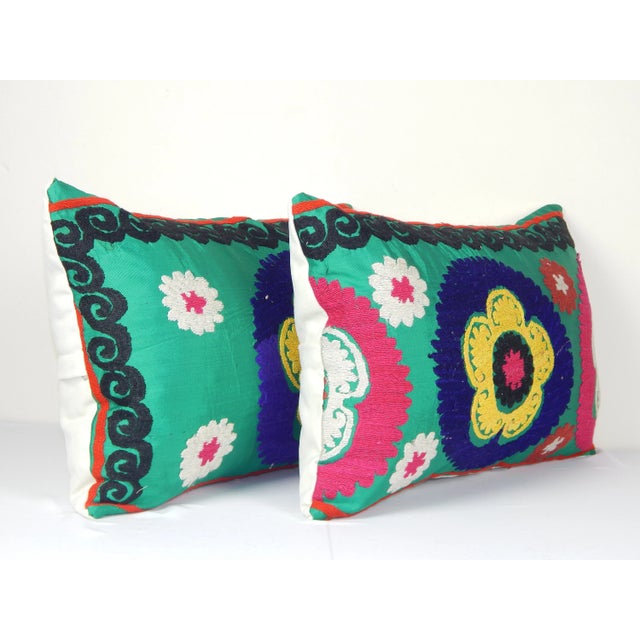 Turkish Suzani Pillow Cover Suzani is an exquisite fabric, every piece is unique but can also contain small...