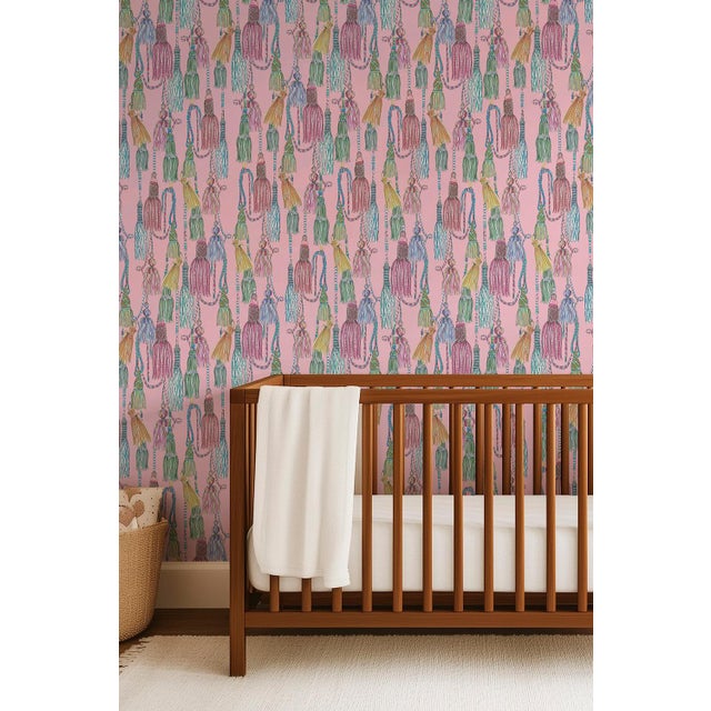 Tassel Trellis Grasscloth Wallpaper by House Party | Patina Pink | 6 Yards For Sale In Charlotte - Image 6 of 9