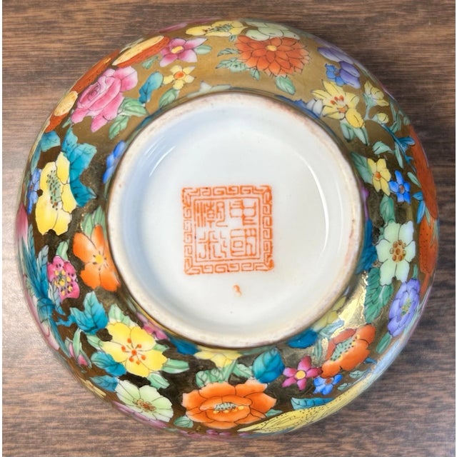 Vintage Chinese Zhongguo Chao Cai Mille Fleur Porcelain Tea Bowl and Saucer Set For Sale In New Orleans - Image 6 of 8
