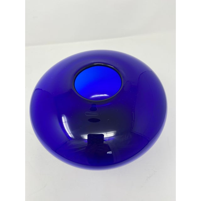 Vintage Blenko sapphire blue v-shaped hand blown vase in the manner of Don Sheppard . Excellent condition with vase...