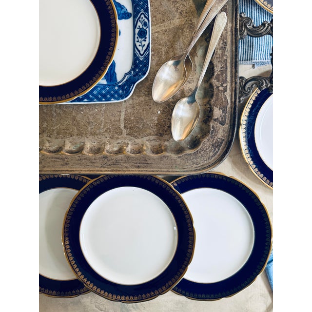 Vintage Noritake Kokura Ware Cobalt Blue and Gold Rim 7.5 Inch Dessert Plates – Hand Painted Japan - Set of Seven (7) For Sale In Chicago - Image 6 of 10
