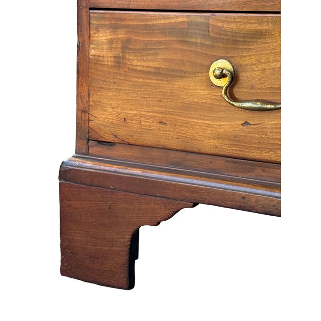 George III Bachelor's Chest of Drawers of Mahogany on Bracket Feet For Sale - Image 12 of 13