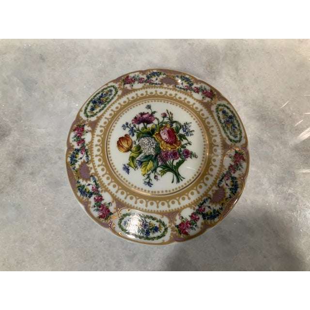 Pretty floral porcelain keep sake box. Andrea by Sadek eighteenth century inspired.