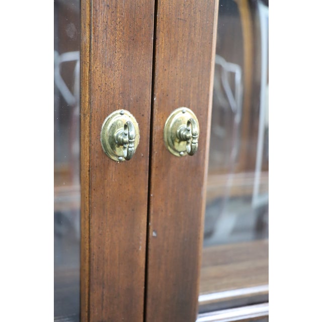 最後の値下げ■ETHAN ALLEN■2人　中古品 Late 20th C. Ethan Allen Cherry Breakfront/China Hutch