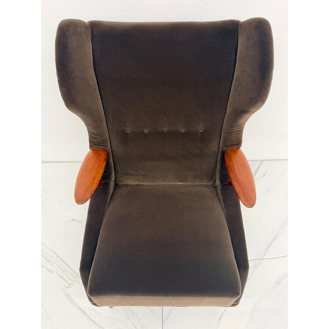 Model Vp 37 Oak and Teak Lounge Chair by Georg Thams, Denmark 1950's For Sale In Los Angeles - Image 6 of 13