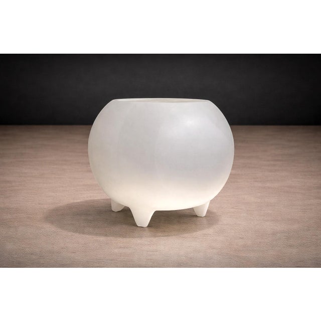 Description The “Meche” Pot, produced by Ensamble Artesano, reflects a contemporary interpretation of traditional Mexican...