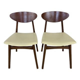 Mid-Century Modern Danish Butterfly Back Chairs, Set of 2 For Sale