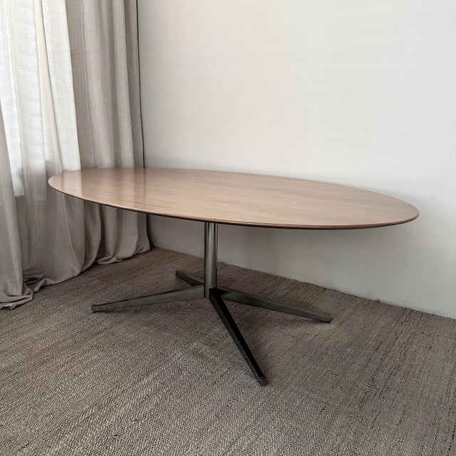 Mid-Century Modern Dining Table by Florence Knoll for Knoll, 1960s For Sale - Image 3 of 8