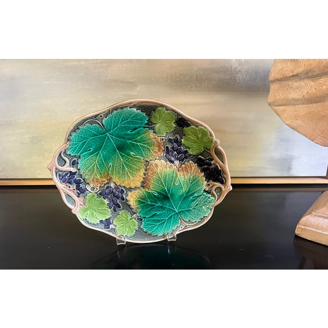 English English Majolica Bread Plate by Wedgwood, C. 19th Century For Sale - Image 3 of 10