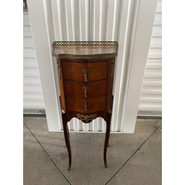 French Louis XV Style 3-Drawer Bedside / End Table With a Marble Top and Gallery Tray, 19th Century