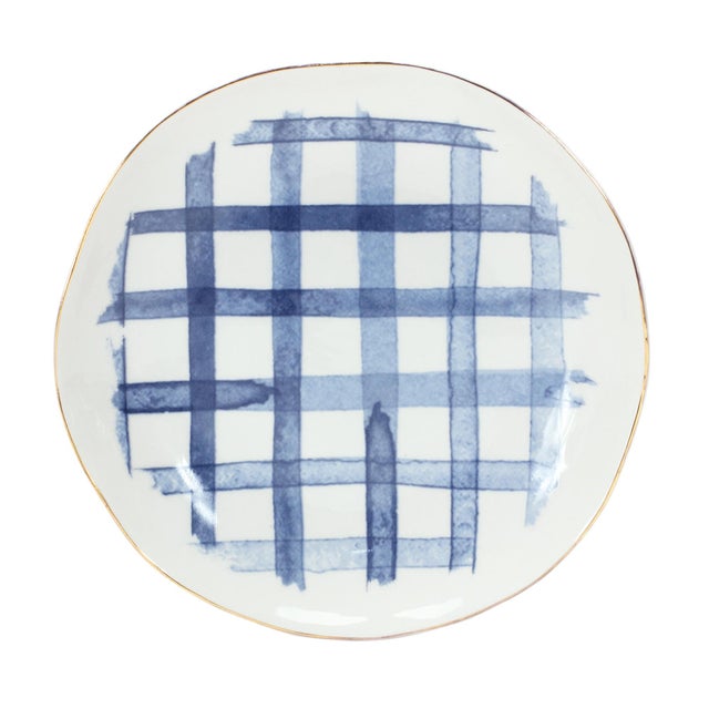 2020s Coastal Tie-Dye Design Ceramic Plate (Set of 4) For Sale - Image 5 of 5