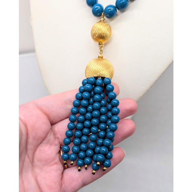 Napier Vintage 1980s Signed Napier Goldtone Beaded Faux-Lapis Tassel Pendant Necklace For Sale - Image 4 of 8