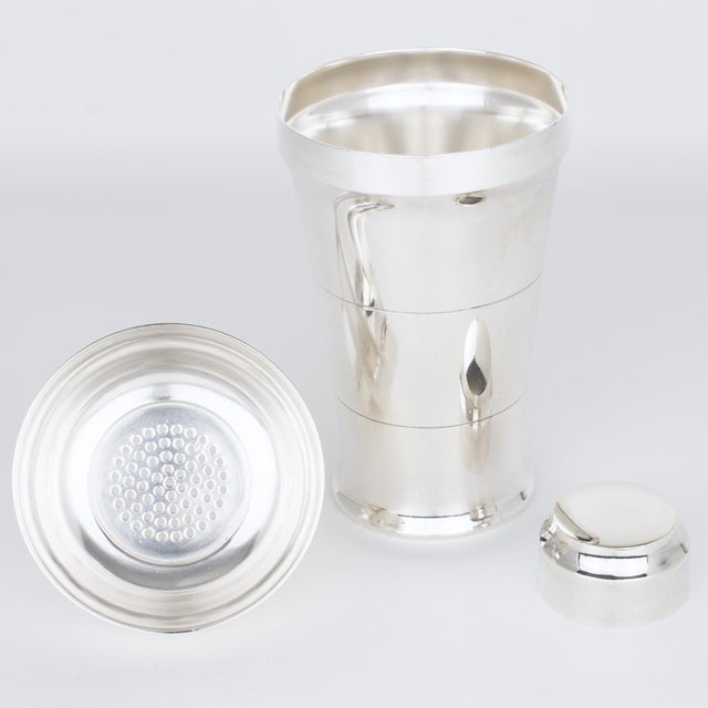 Art Deco Silver Plate Cocktail Shaker by Silversmith Saint Medard Paris For Sale - Image 4 of 10