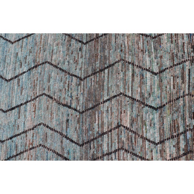 Modern Casual Runner in Wool With Sub-Geometric Modern Design in Teal & Charcoal 3'4 X 9'10 For Sale In Atlanta - Image 6 of 9