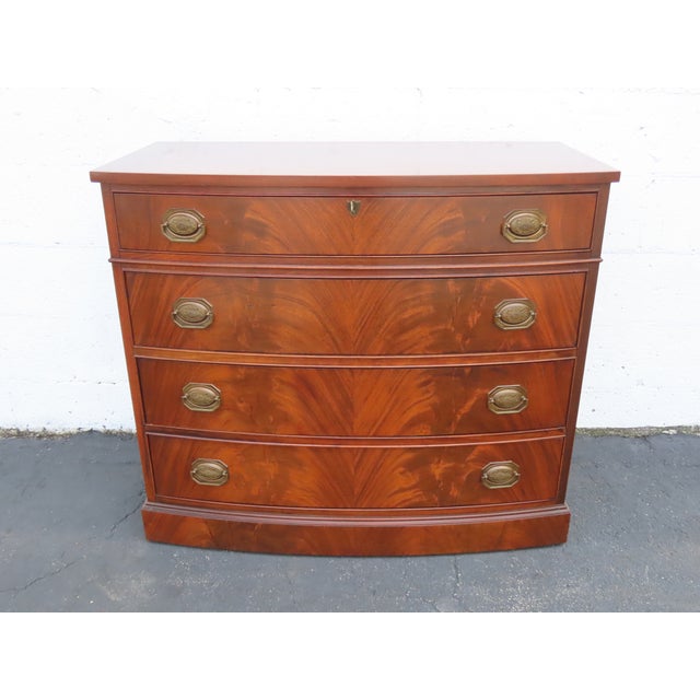 This magnificent Dresser is made of wood, mahogany, flame mahogany, and veneer. This wonderful Dresser is an excellent...