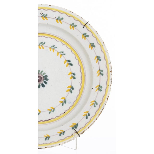 Earthenware Plate from Estremoz, 1800s For Sale - Image 4 of 8