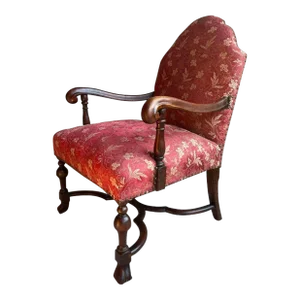 Early 20th Century Antique XIV Renaissance Revival Style Carved Walnut Wood Throne Chair