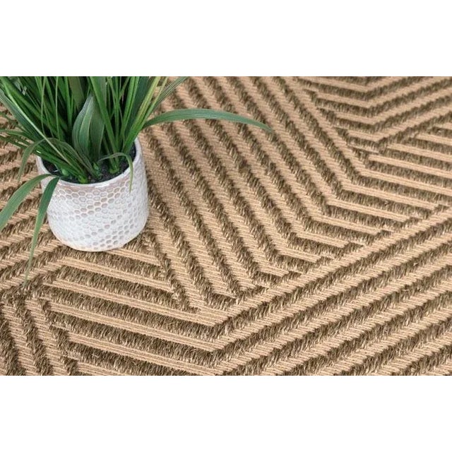 Let Jazz, the 100% sisal rug, whisk you away. The large-scale pattern brings big energy, complimenting any space in a warm...