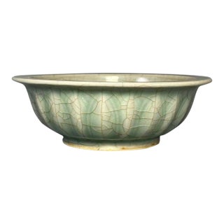 Longquan Celadon Lobed‑Form Bowl With Double‑Fish Relief and Crackle Glaze For Sale