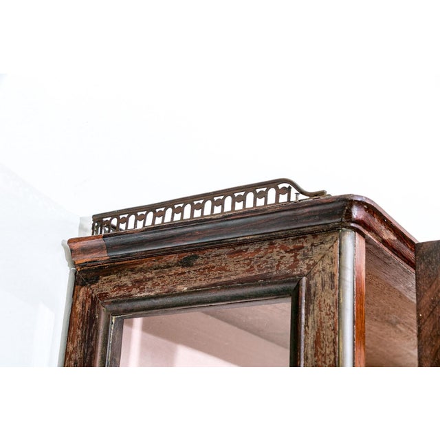 English Small Antique Mahogany Wall-Hanging Vitrine Display Cabinet For Sale - Image 3 of 11
