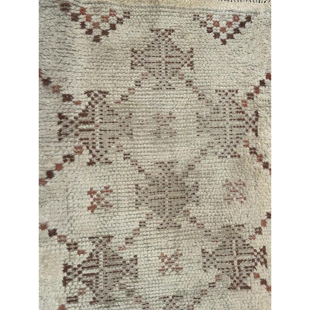 1940s Small Moroccan Distressed Tribal Rug, 1940s For Sale - Image 5 of 18