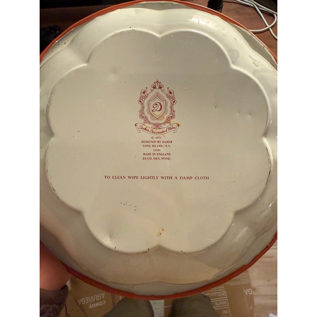 1970s 1970s Daher Decorated Ware Metal Rooster Bowl For Sale - Image 5 of 6