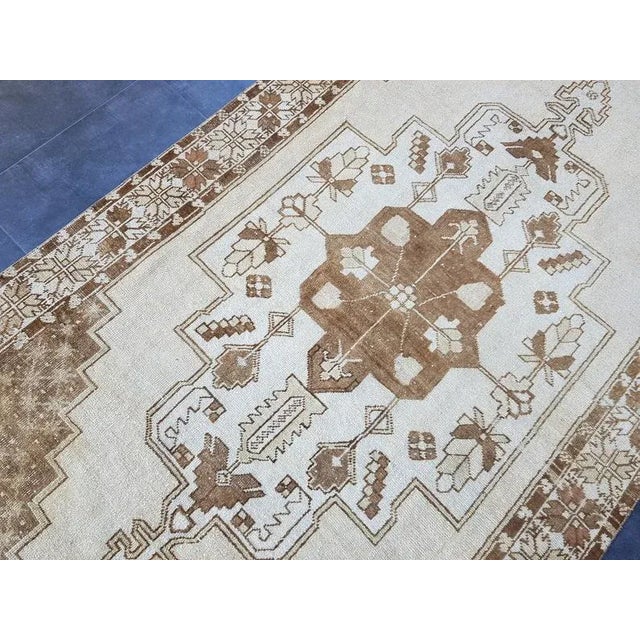 Vintage Turkish Area Wool Rug- 4′11″ × 10′2″ For Sale - Image 6 of 11