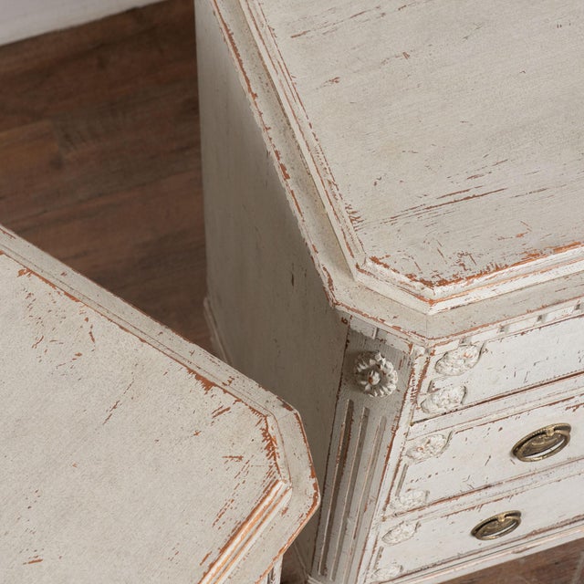 19th Century Swedish Pair of Chest of Drawers For Sale - Image 9 of 17