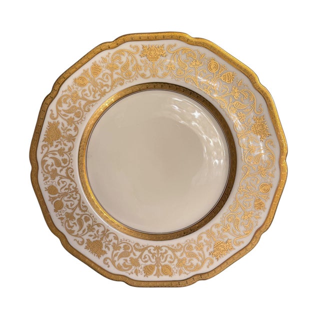 Early 20th Century Early 20th Century Black Knight Hohenberg Bavaria “Eldorado” 72-Piece Porcelain Service for 12 For Sale - Image 5 of 10