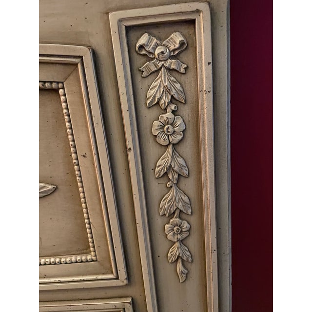 1960s Vintage Mid Century Revival French Style Provance Trumeau Mirror For Sale - Image 5 of 7