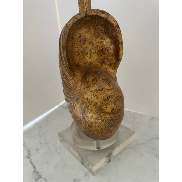 Coastal Gilt Seashell Form Table Lamp For Sale - Image 3 of 10