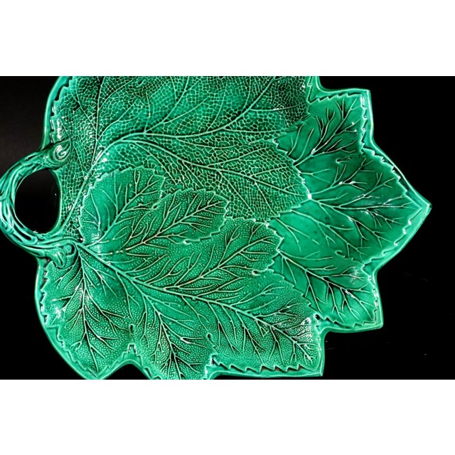 Early 19th Century English Pottery Greenware Leaf Dishes, Brameld- A Pair For Sale - Image 5 of 7