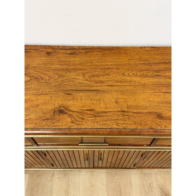 Vintage MCM Bassett Nine Drawer Fluted Dresser Brass Pulls and Trim Mid Century For Sale - Image 11 of 15