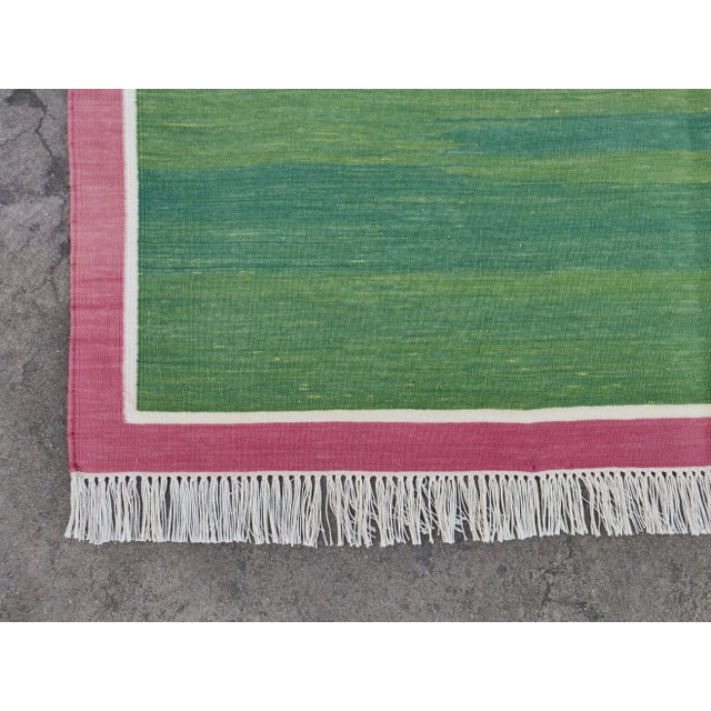 Handmade Cotton Area Rug Vegetable Dyed Green With Raspberry Pink Bordered Dhurrie - 9'x12' For Sale - Image 10 of 11