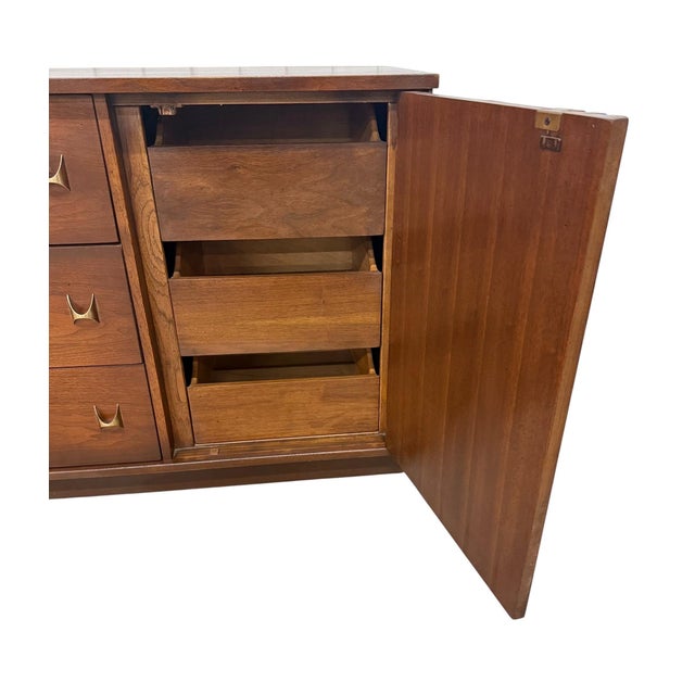 Mid-Century Modern Broyhill Brasilia Walnut Dresser For Sale - Image 11 of 14