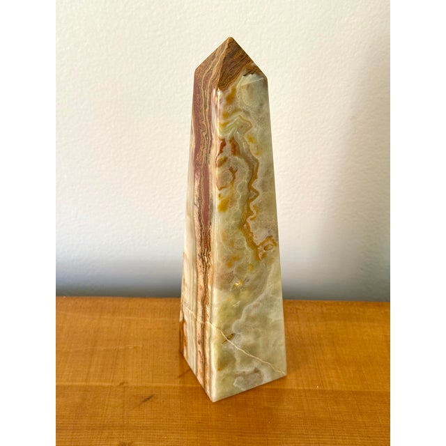 Late 20th Century Neoclassical Solid Onyx Marble Green and Brown Obelisk For Sale - Image 6 of 8