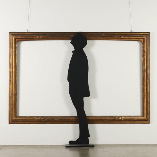 Baroque carved frame from the mid-1900s. Made of fir and gilded in 'matt' gold, slight damage. This piece is attributed to...