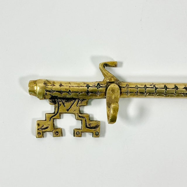 Mid-Century English Victorian Brass Antique Key Motif Wall Hook For Sale - Image 6 of 12