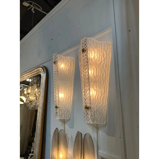 Early 21st Century Pair of Modern Frosted Murano Glass Sconces For Sale - Image 5 of 6