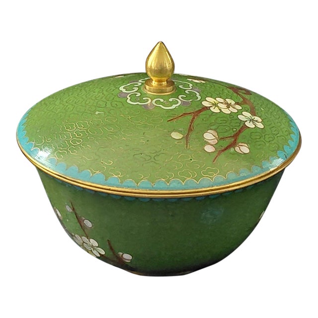 Vintage Chinese Green Cloisonné Covered Bowl With Blossom Motif For Sale