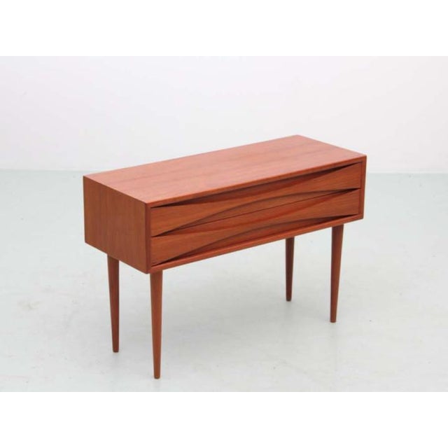 Small Mid-Century Scandinavian Modern Chest of Drawers attributed to Arne Vodder, 1950s For Sale - Image 9 of 9