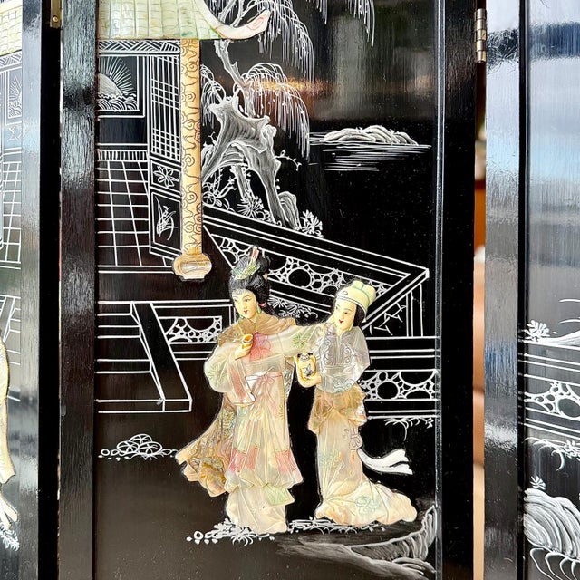 1950s Mid-Century Japanese Lacquer & Hardstone Byobu Screen (36") For Sale - Image 5 of 9