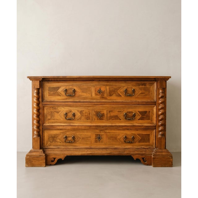 Antique Italian Commode in Walnut, 1800s For Sale - Image 6 of 12