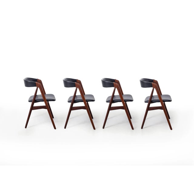 Mid-Century Modern Model 205 Dining Chairs in Black Leather and Teak by Thomas Harlev for Farstrup Møbler, 1960s, Set of 4 For Sale - Image 3 of 7