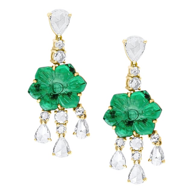 12Ct Carved Emerald & 5 Ct Rose Diamond Dangling Post Earrings 22 Kt Yellow Gold For Sale