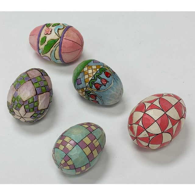 Mid 20th Century Vintage Painted Jim Shore Wood Eggs, Set of 5 For Sale - Image 5 of 7