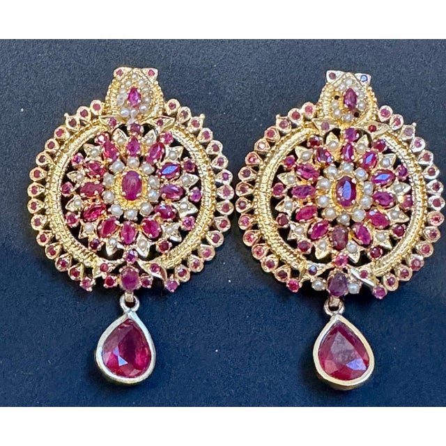 Gold 22 Karat Gold Ruby & Natural Pearl Yellow Gold Circle Stud Earring, Hanging Ruby For Sale - Image 8 of 18