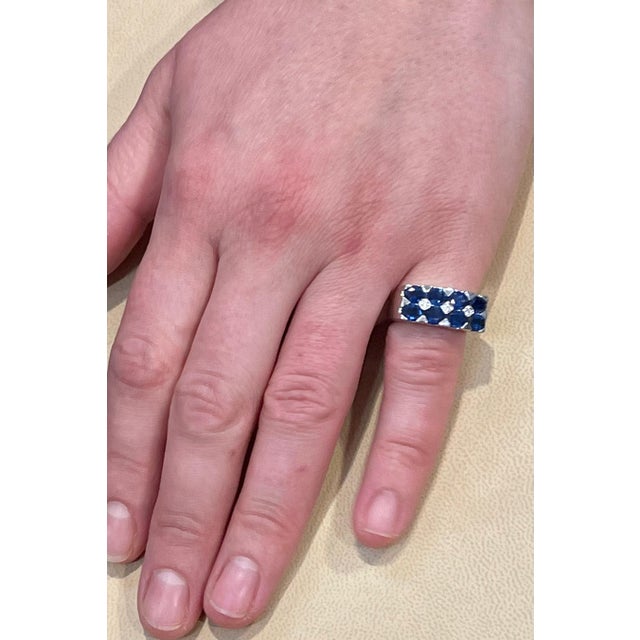 Traditional 2.5 Carat Blue Sapphire and Diamond Cocktail Ring in 18 Karat White Gold Estate For Sale - Image 3 of 18