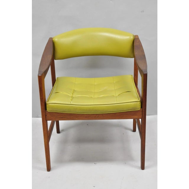 Vintage Ray Zimmerman for DUX Sculpted Walnut Green Vinyl Club Lounge Arm Chair. Circa Mid 20th Century. Measurements: 30"...