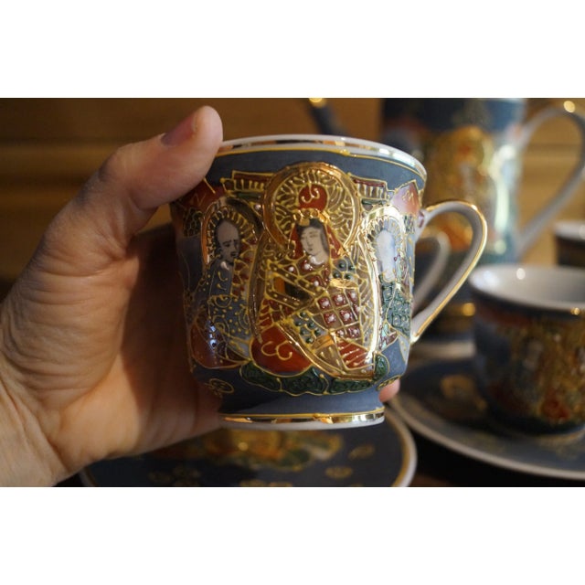 1950s 1950s Satsuma Moriage Hand-Painted Porcelain Tea Pot Set- 17 Pieces For Sale - Image 5 of 12
